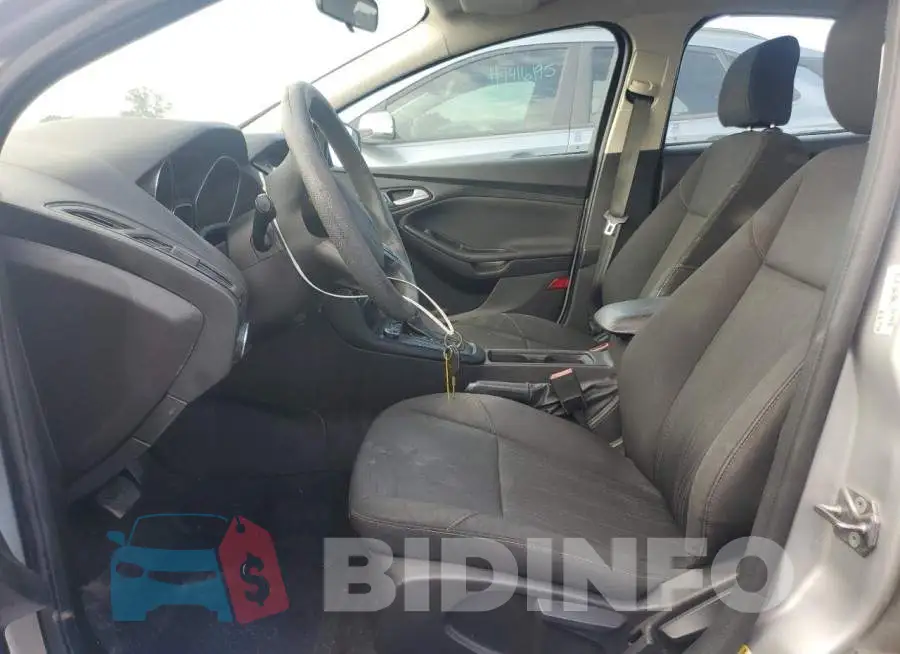 1FADP3F2XGL338057 Photo# 7