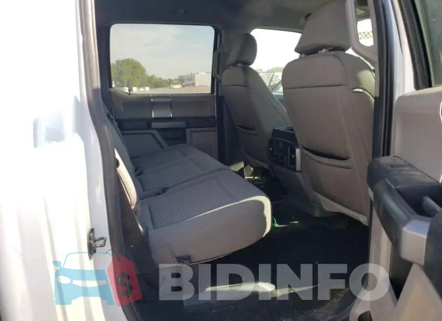 1FT8W3BNXNED33621 Photo# 10