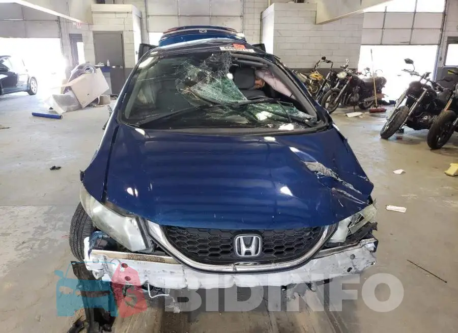 19XFB2F56EE226125 Photo# 5