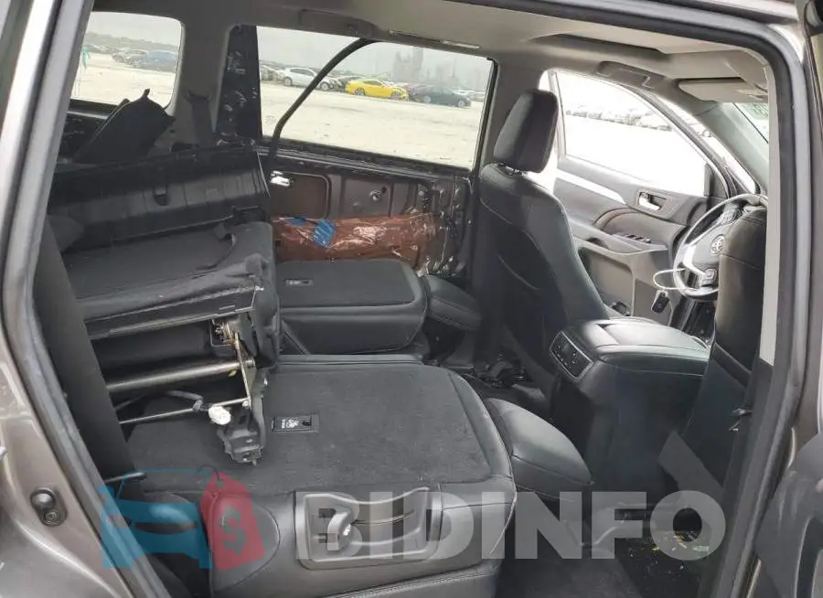 5TDJZRFH1JS526163 Photo# 11