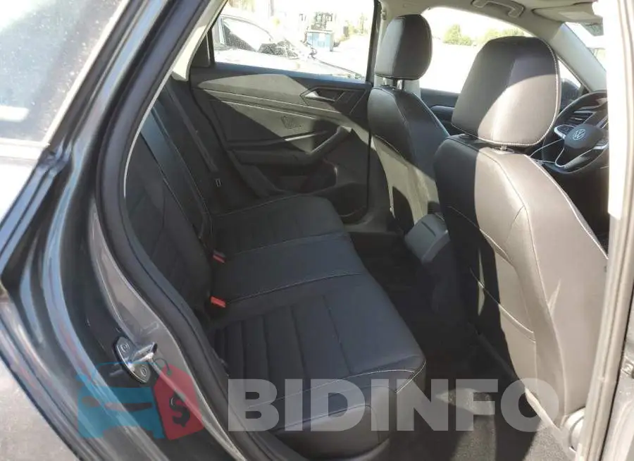 3VW7M7BU2NM015659 Photo# 10