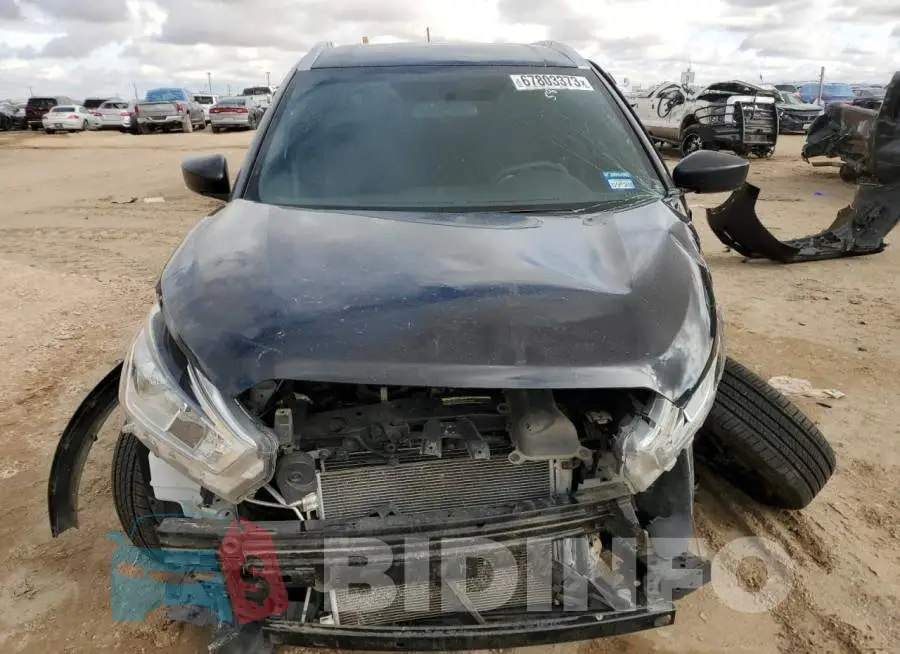 3N1CP5CU2KL525851 Photo# 5