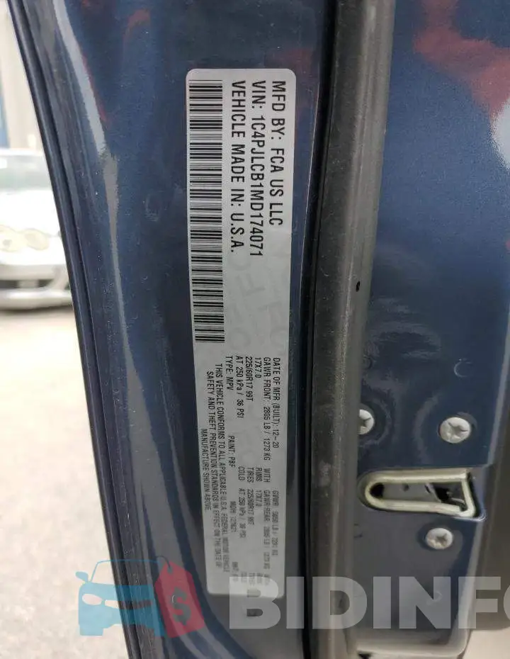 1C4PJLCB1MD174071 Photo# 13