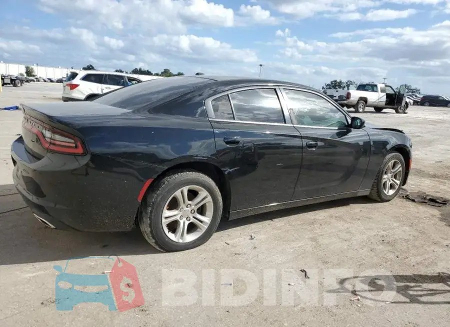 2C3CDXBG4KH550096 Photo# 3