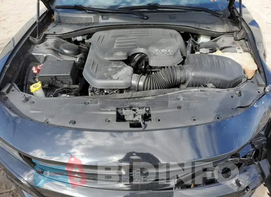 2C3CDXBG4KH550096 Photo# 11
