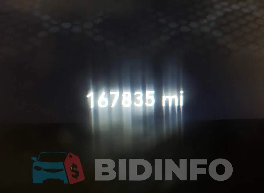 2C3CDXBG8HH602225 Photo# 8