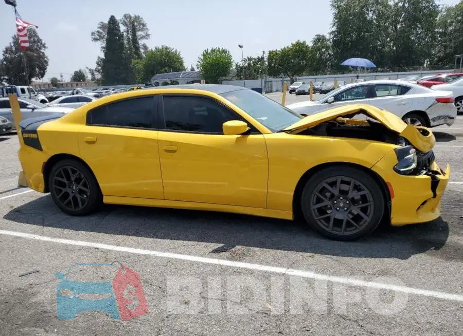 2C3CDXCT3HH643227 Photo# 4