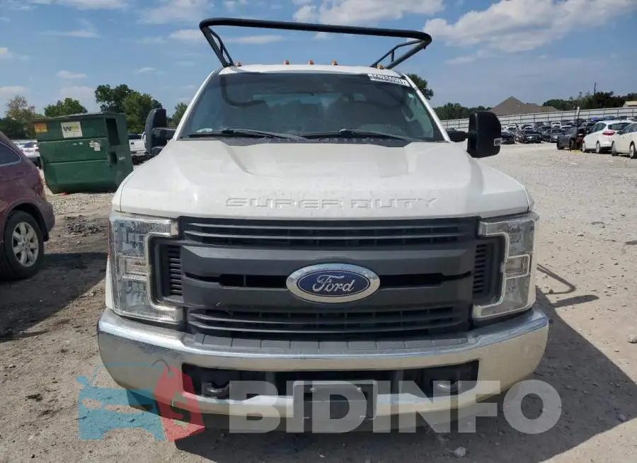1FT7X2A67HEC94360 Photo# 5