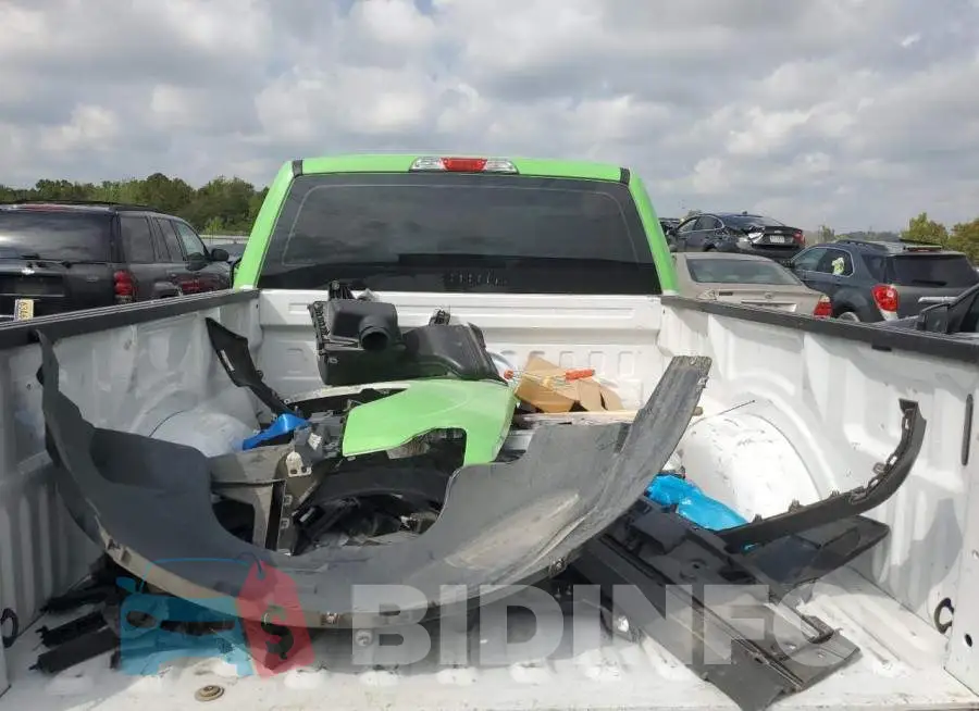 1FTMF1CB8JFD61185 Photo# 12