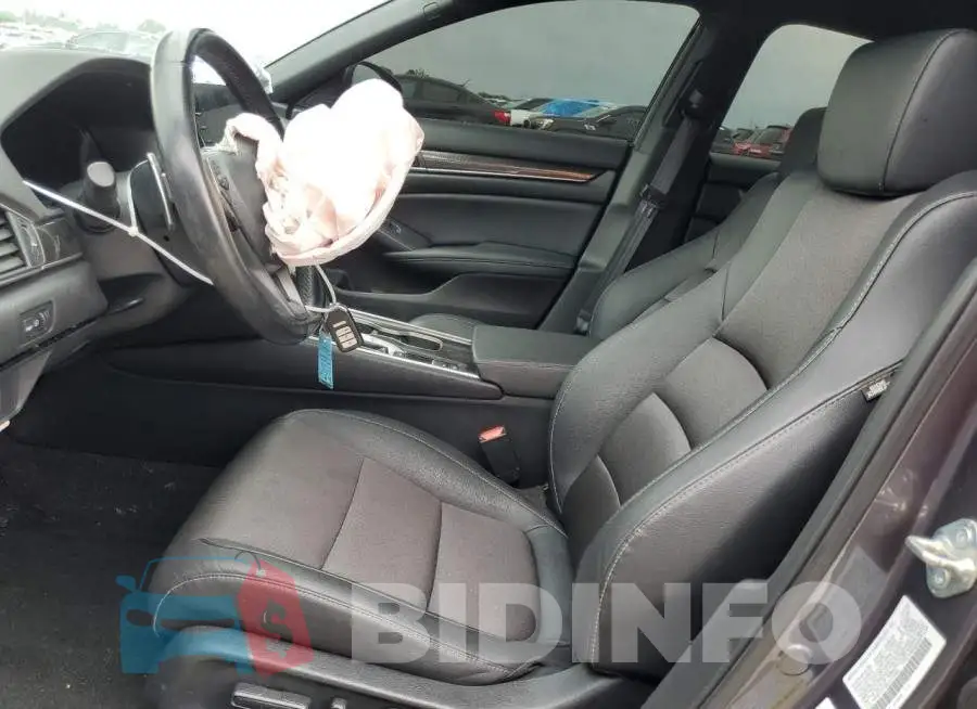 1HGCV1F30LA113582 Photo# 7