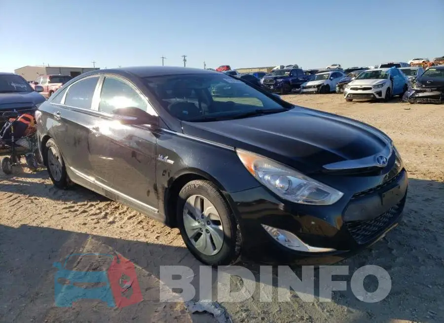 KMHEC4A41FA137632 Photo# 4