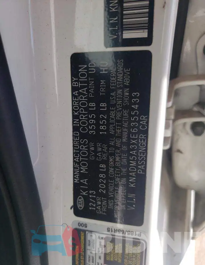 KNADM5A3XE6355433 Photo# 12