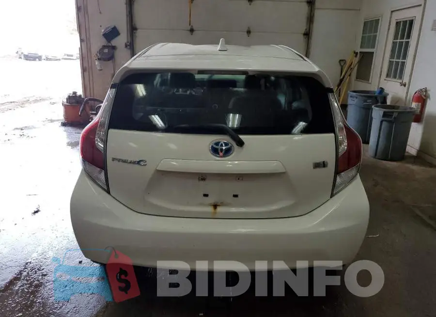 JTDKDTB32G1132414 Photo# 6