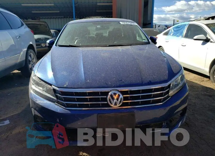 1VWBS7A38GC017719 Photo# 5