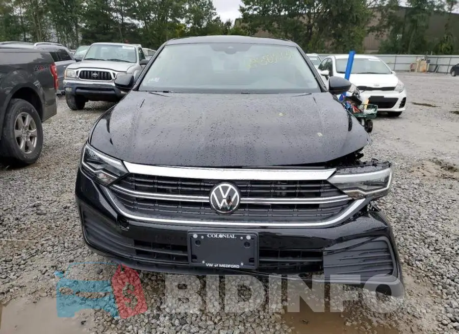 3VW7M7BU5PM041692 Photo# 5