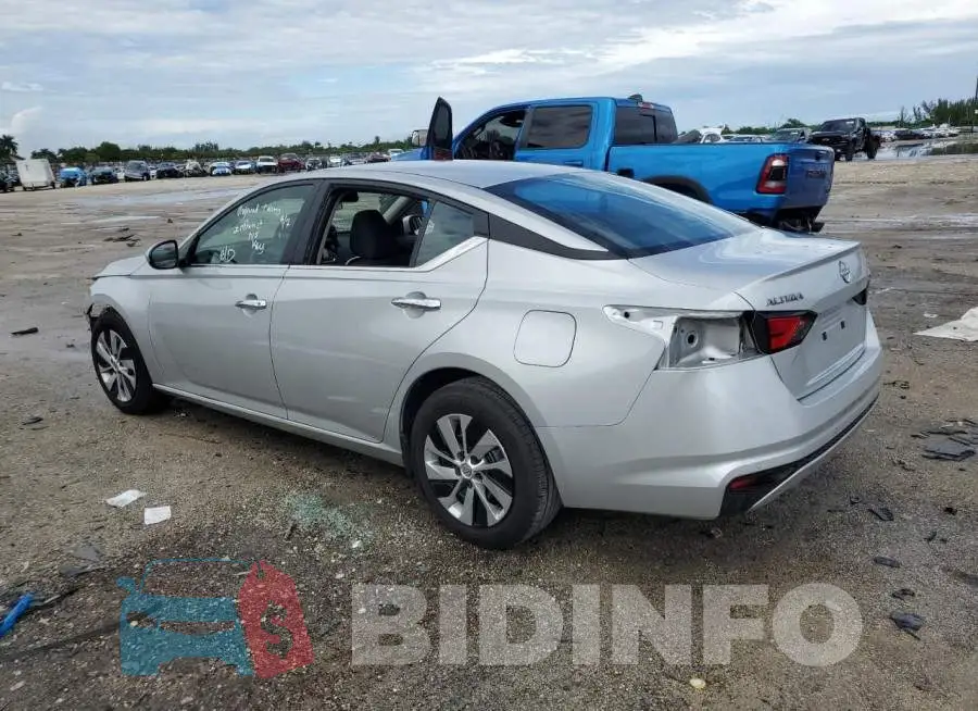 1N4BL4BV2PN350524 Photo# 2