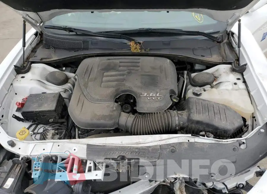 2C3CDXBGXLH126178 Photo# 11