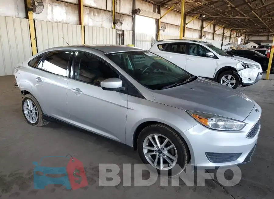 1FADP3F22JL325066 Photo# 4