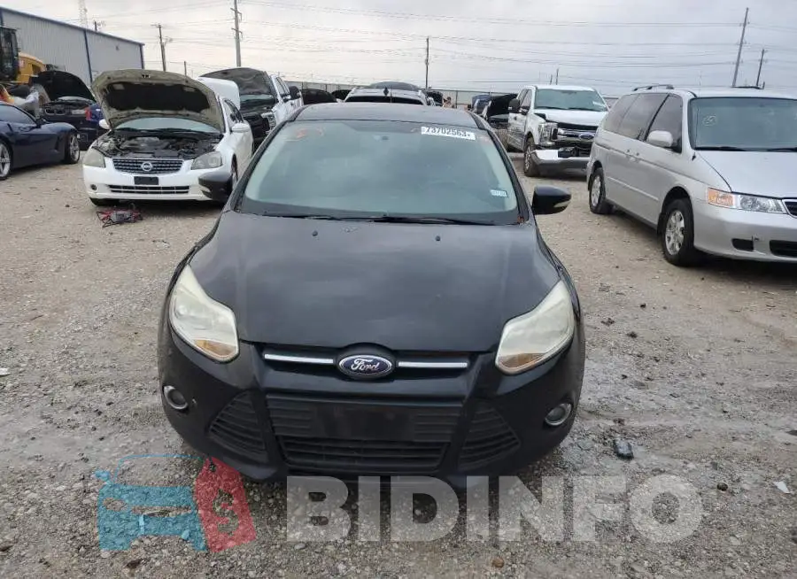 1FADP3F24EL218235 Photo# 5