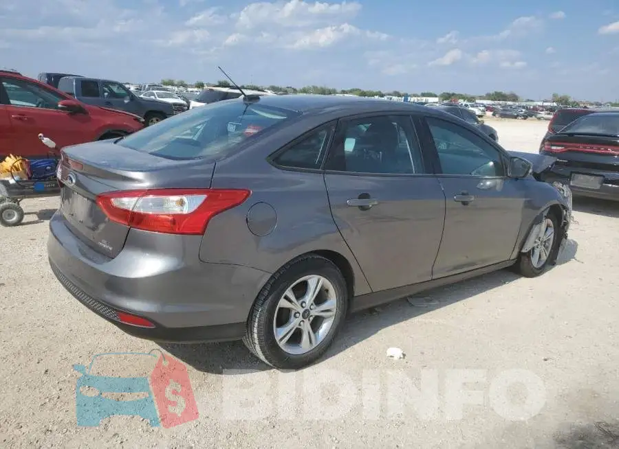 1FADP3F25EL348752 Photo# 3