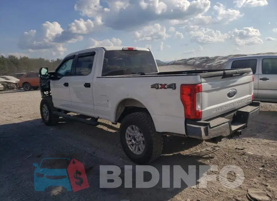 1FT7W2B64JEC61937 Photo# 2