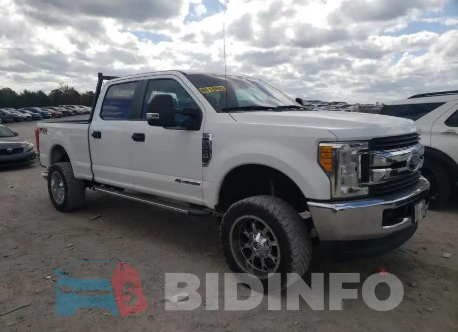1FT7W2BT3HEC55451 Photo# 4