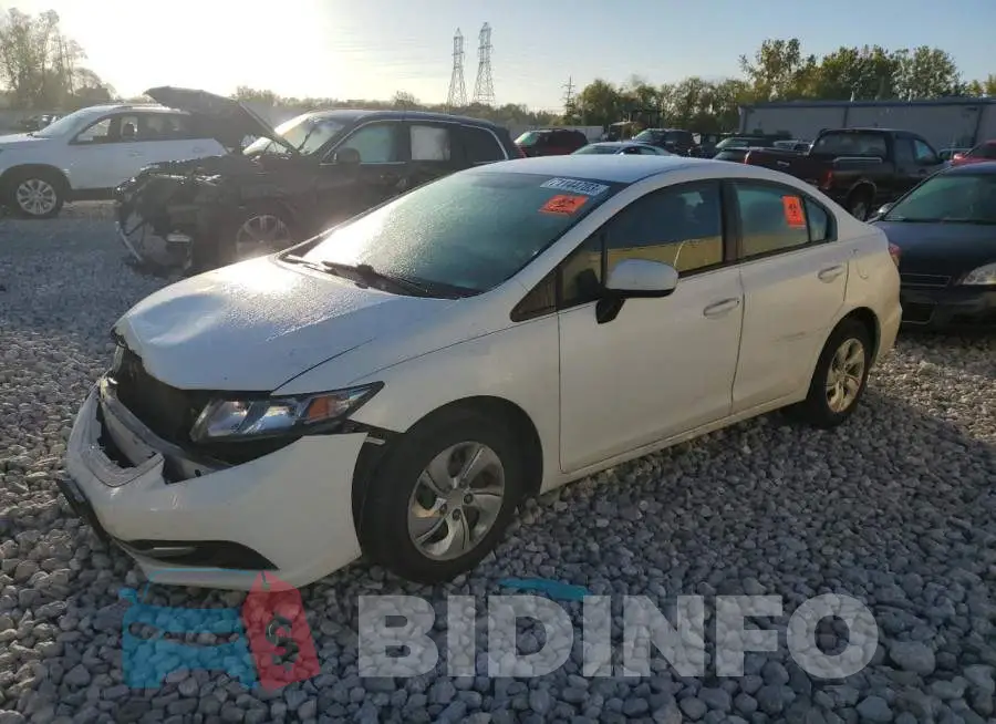 19XFB2F57FE245607 Photo# 1