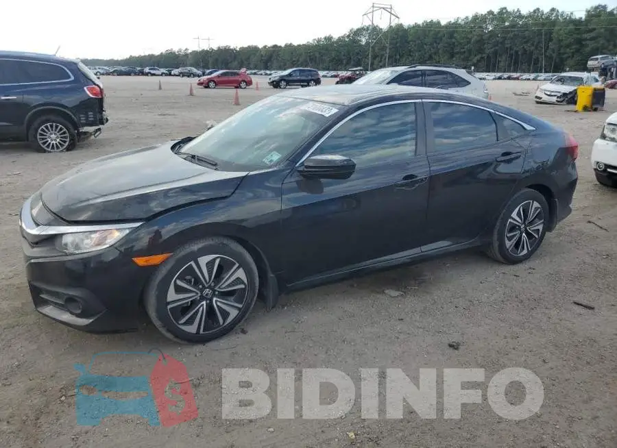 19XFC1F39HE000879 Photo# 1