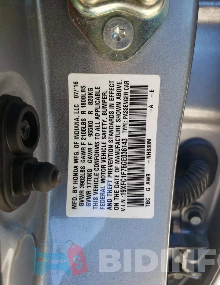 19XFC1F76GE036143 Photo# 13