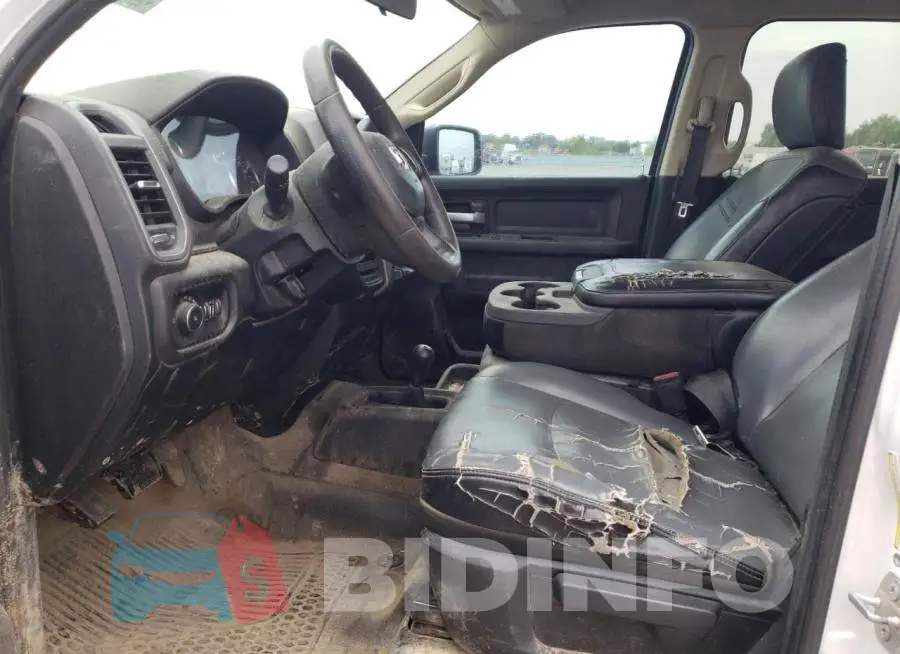 3C6UR5HL6KG591444 Photo# 7