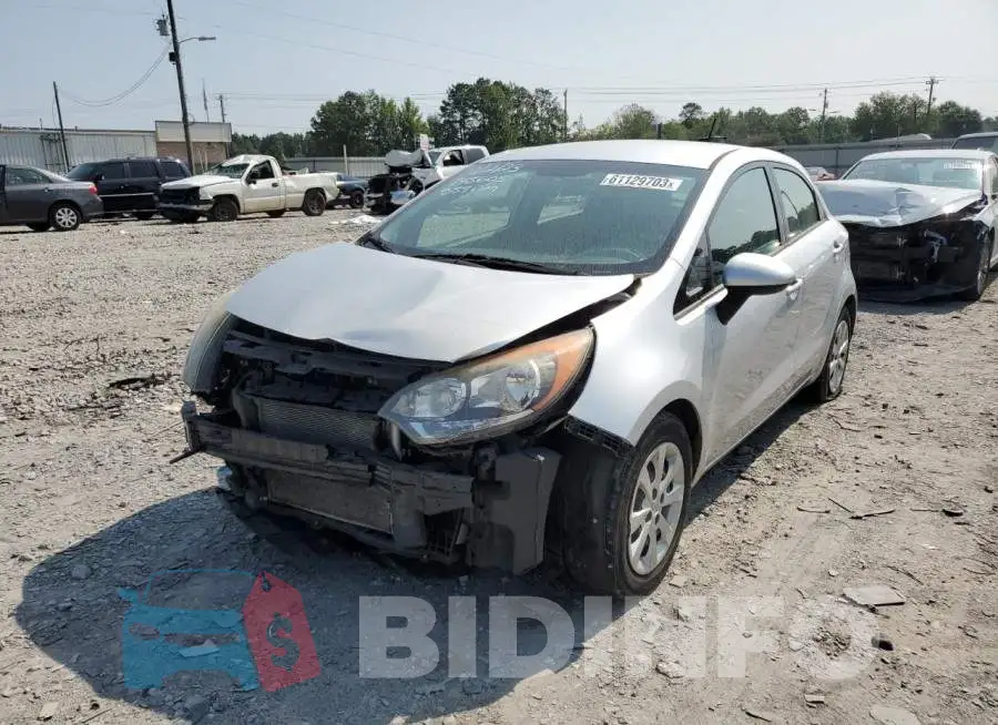 KNADM5A38G6638951 Photo# 1