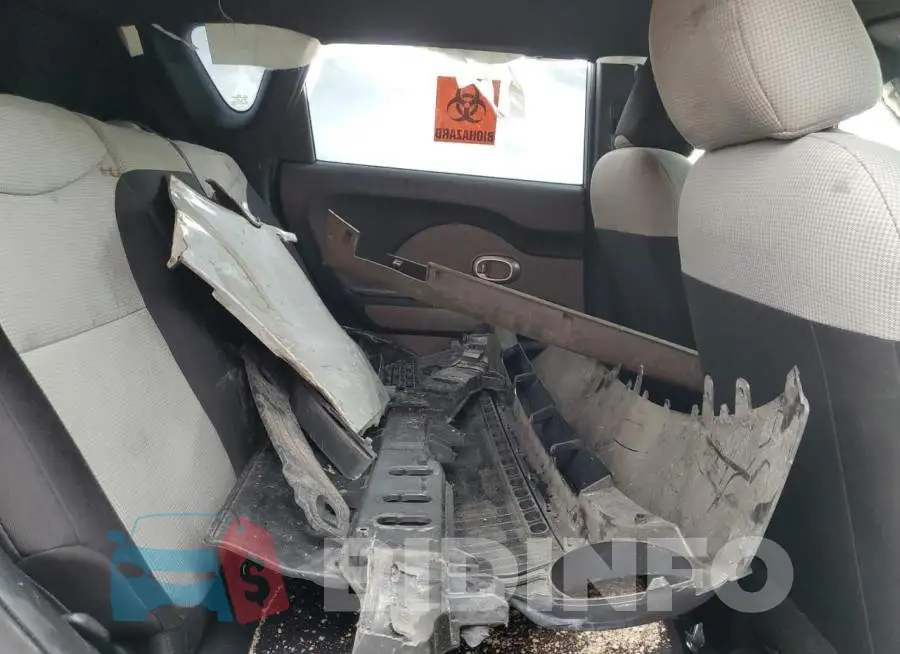 KNDJN2A2XF7760891 Photo# 11