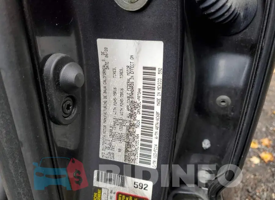 3TMCZ5AN5LM351904 Photo# 12
