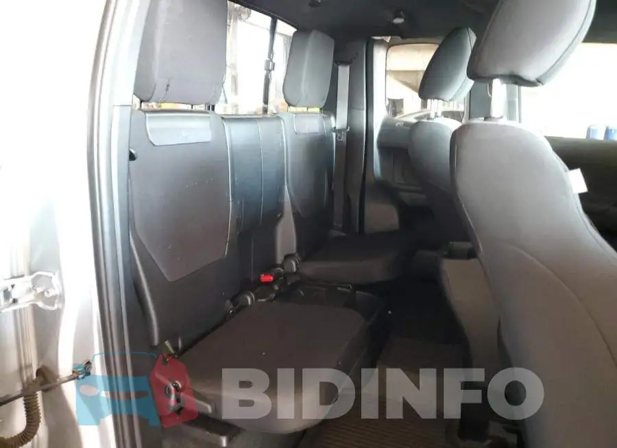 3TYSZ5AN7NT104242 Photo# 10