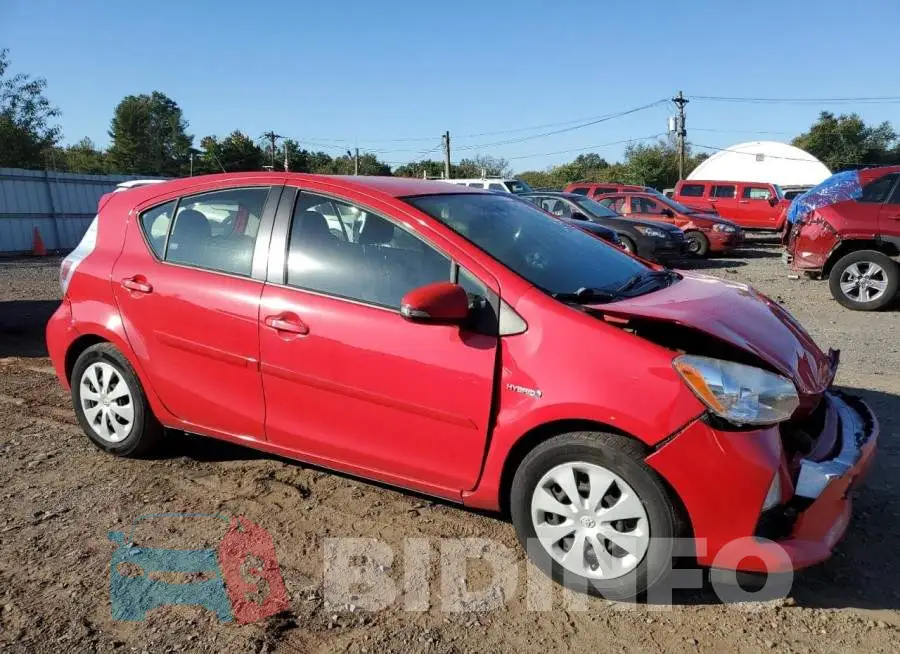 JTDKDTB36E1073588 Photo# 4