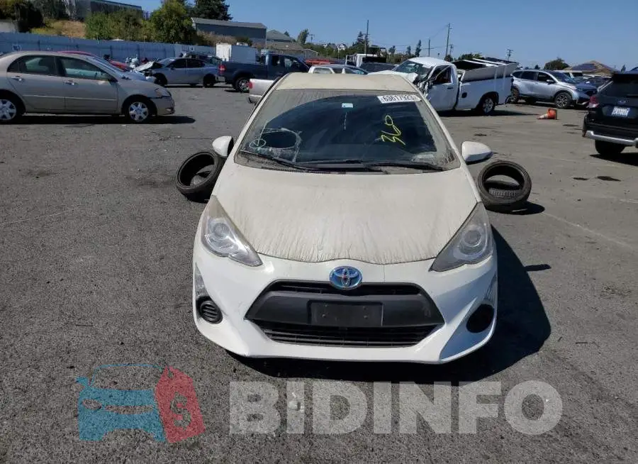 JTDKDTB38F1586424 Photo# 5