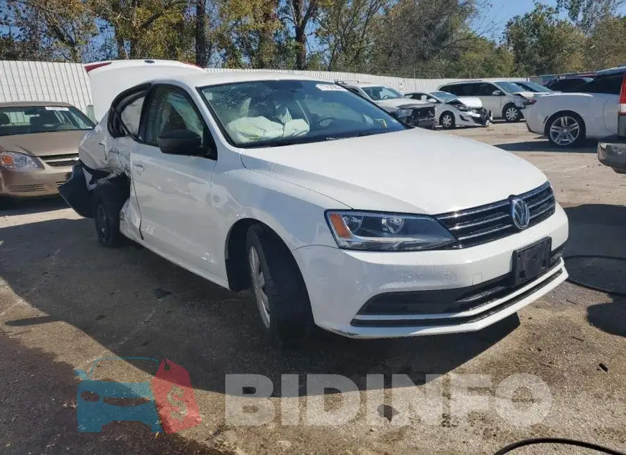 3VW2K7AJ1FM311717 Photo# 4