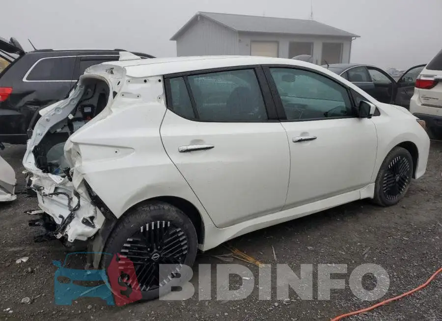 1N4CZ1CV4PC552826 Photo# 3