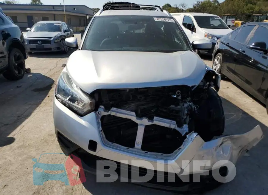 3N1CP5CU6JL509375 Photo# 5