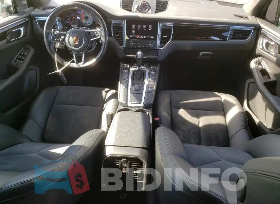 WP1AB2A59JLB35514 Photo# 8
