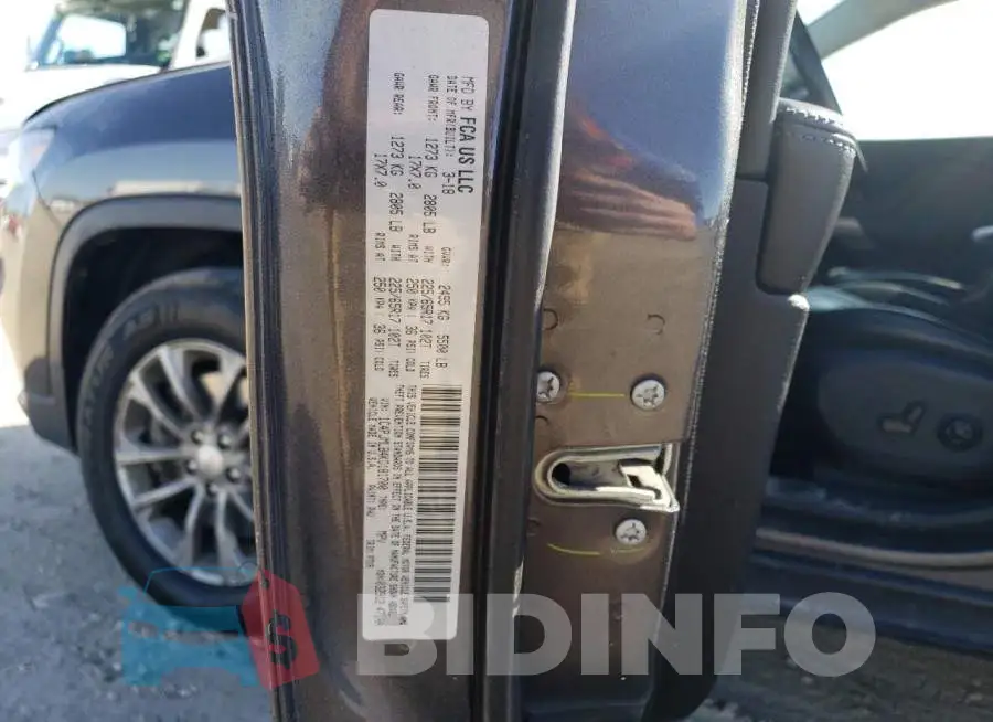 1C4PJMLB4KD181700 Photo# 12