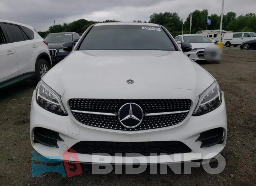 55SWF8DB9KU302635 Photo# 5