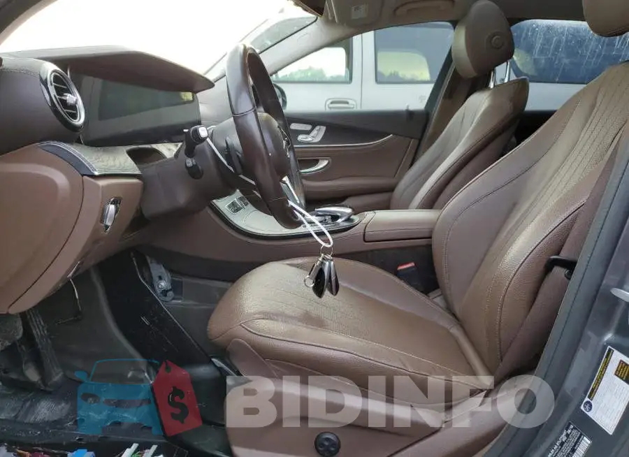 WDDZF4KB5KA525165 Photo# 7