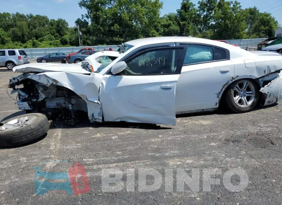 2C3CDXBG5FH840028 Photo# 9