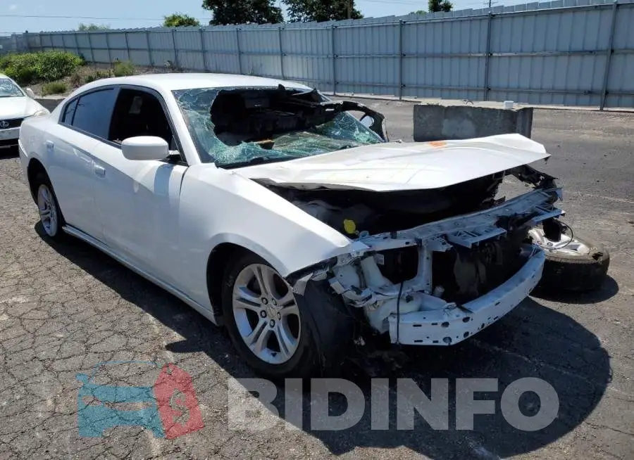 2C3CDXBG5FH840028 Photo# 1