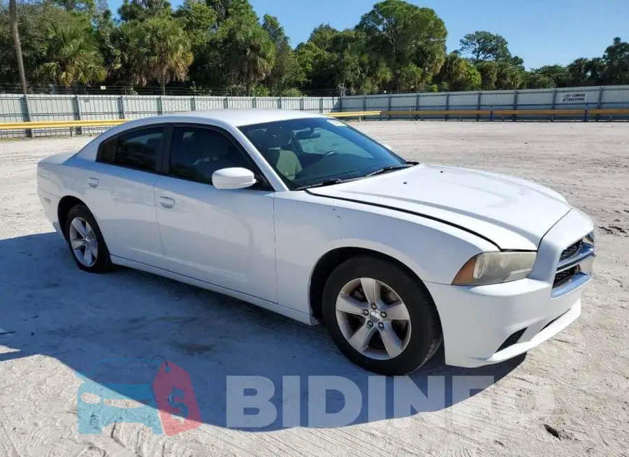 2C3CDXBG8EH129972 Photo# 4