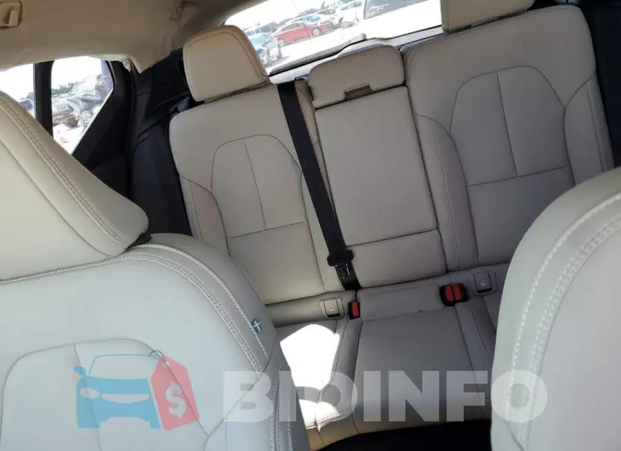 YV4162UK0M2464455 Photo# 10
