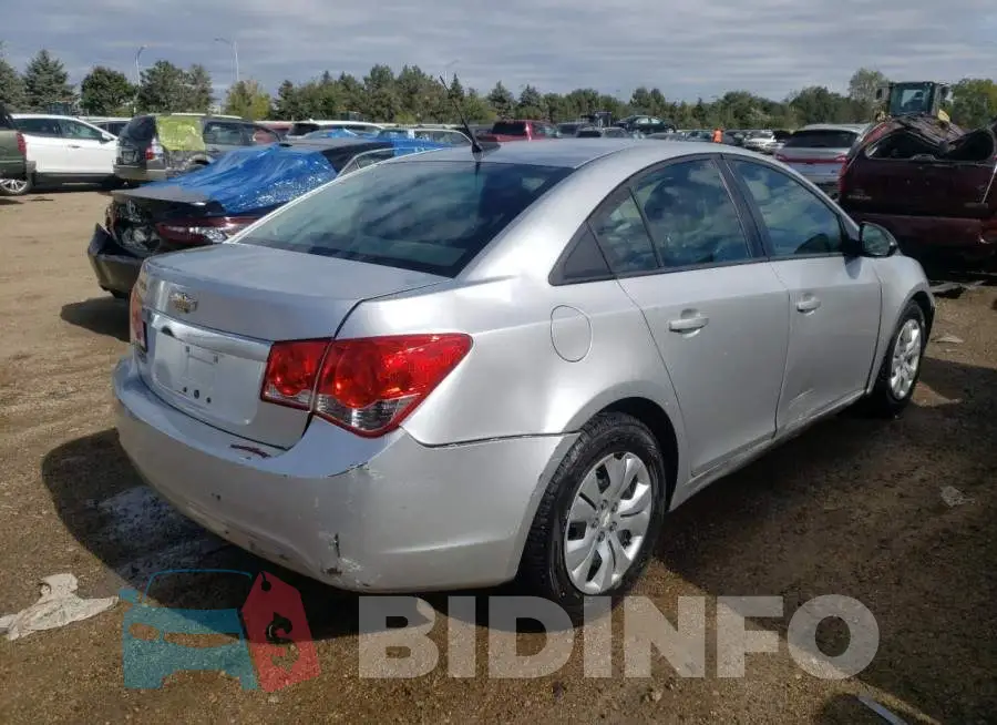 1G1PA5SH8E7231943 Photo# 3