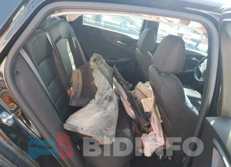 1G1ZD5ST3LF027154 Photo# 10