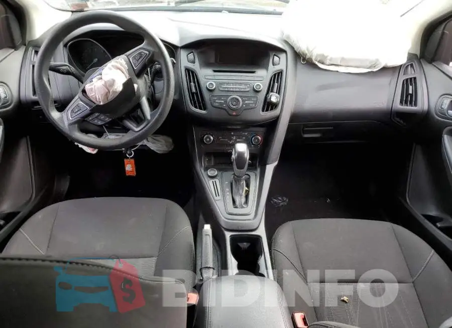 1FADP3K24GL381282 Photo# 8